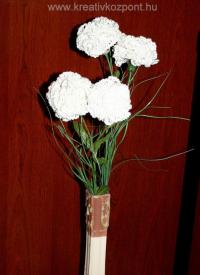 Anyák napi pályázat - Horgolt szegfű anyák napjára - Kész