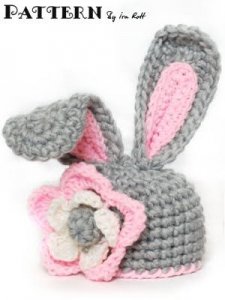 Crochet Bunny - this would be adorable in white. Much smaller flower too.