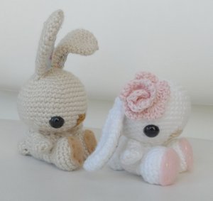 Spring bunny - Free pattern So making these for the boys this year. If I ever find time to crochet again.