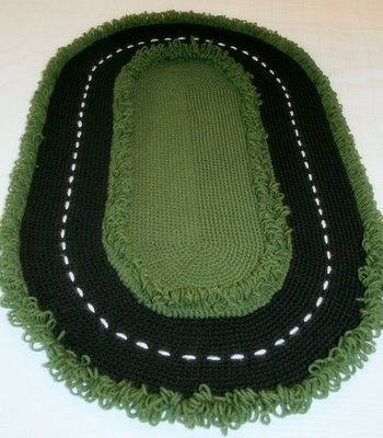 Racetrack Rug (free crochet pattern -- must make for my little boy when he's old enough to play with cars :)