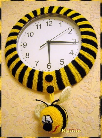 crochet clock cover=too cute