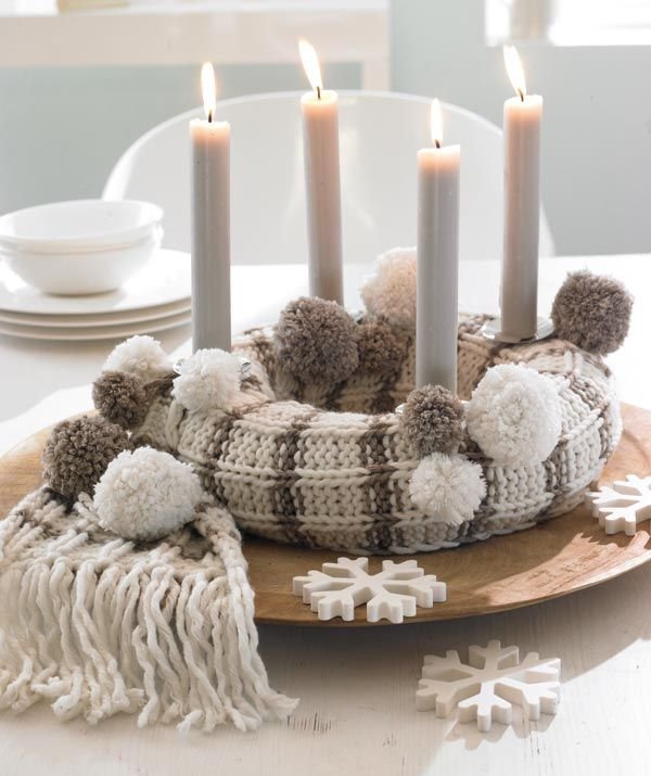Christmas knitting inspiration / Schal für Adventskranz: http://de.knitsmc.com/patterns/schal-fu%CC%88r-adventskranz